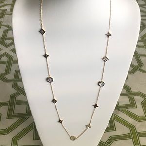 COPY - Mother of Pearl Star Blossom Long Necklace Pink LV style